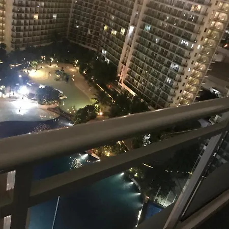 2 Bedroom Corner Beach View With Wifi At Azure Urban Resort Residences