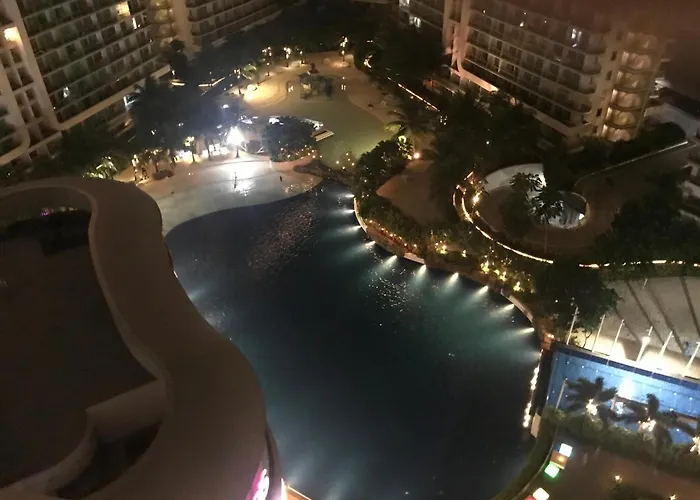 2 Bedroom Corner Beach View With Wifi At Azure Urban Residences 渡假村