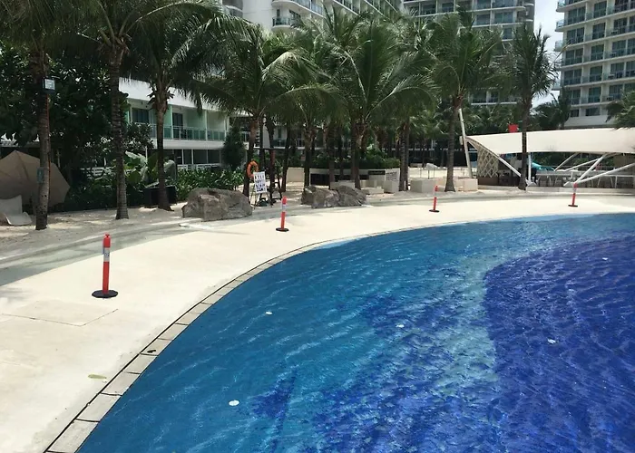 渡假村 2 Bedroom Corner Beach View With Wifi At Azure Urban Residences 马尼拉