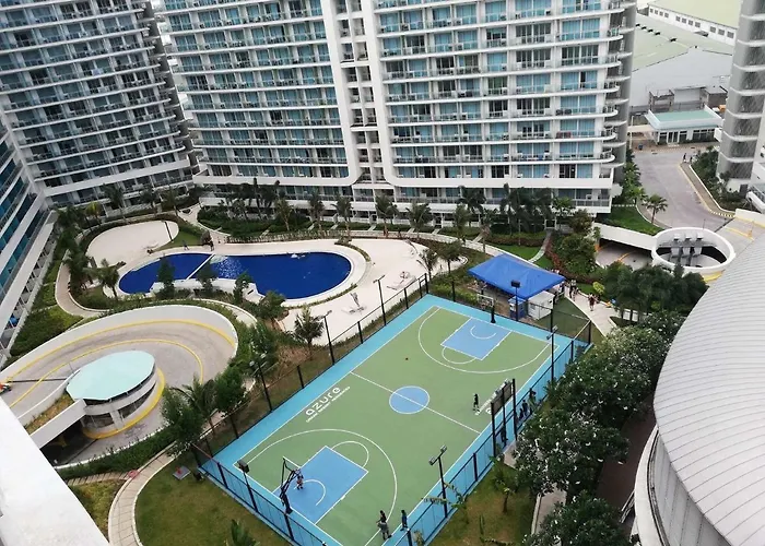 2 Bedroom Corner Beach View With Wifi At Azure Urban Residences