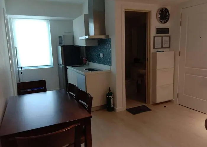 2 Bedroom Corner Beach View With Wifi At Azure Urban Residences *