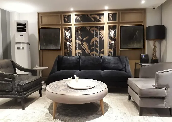 2 Bedroom Corner Beach View With Wifi At Azure Urban Residences